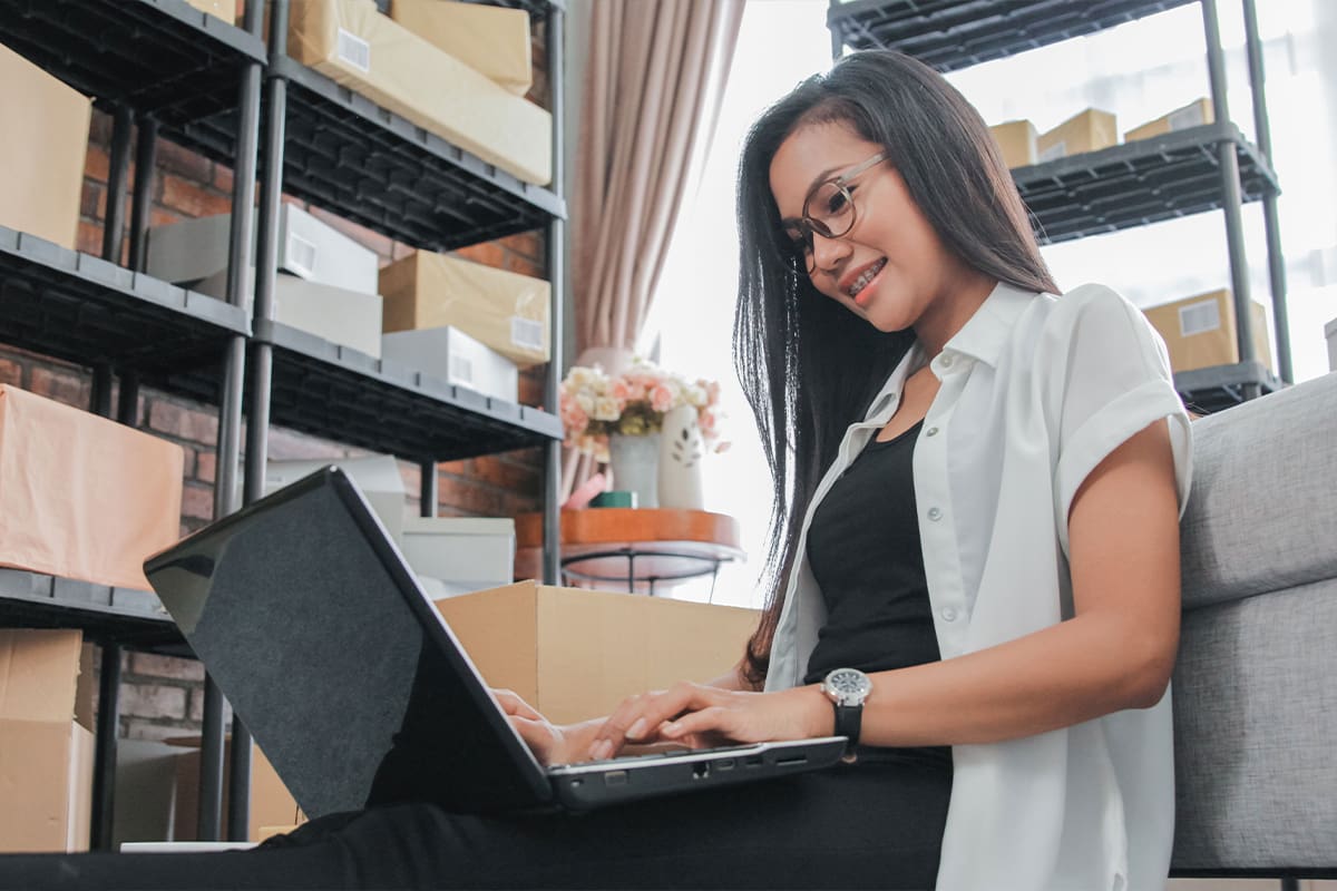How does web hosting works?